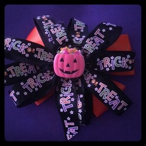 Handmade Halloween hair bow
